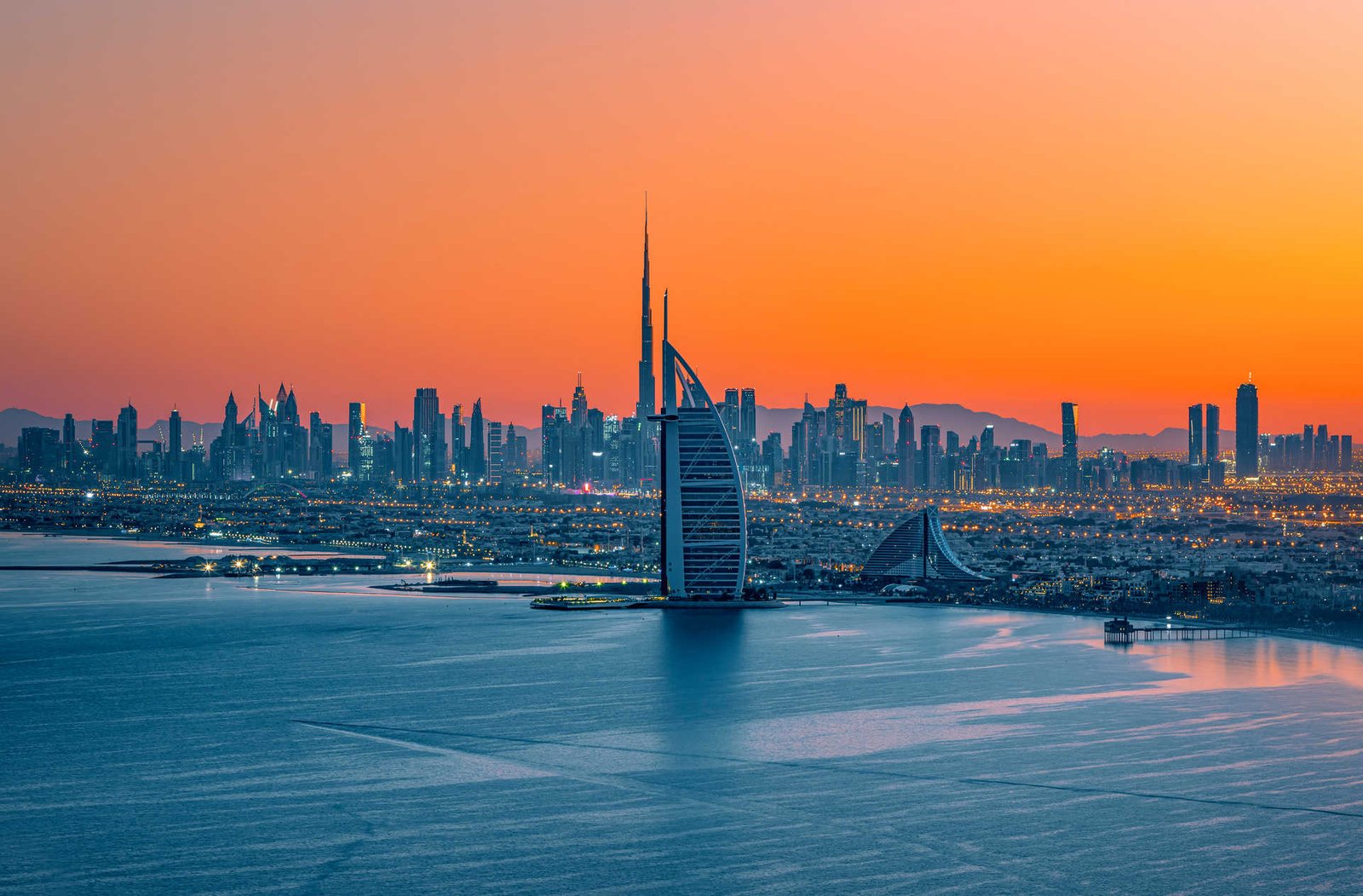 Burj khalifa infront of the dubai sunset