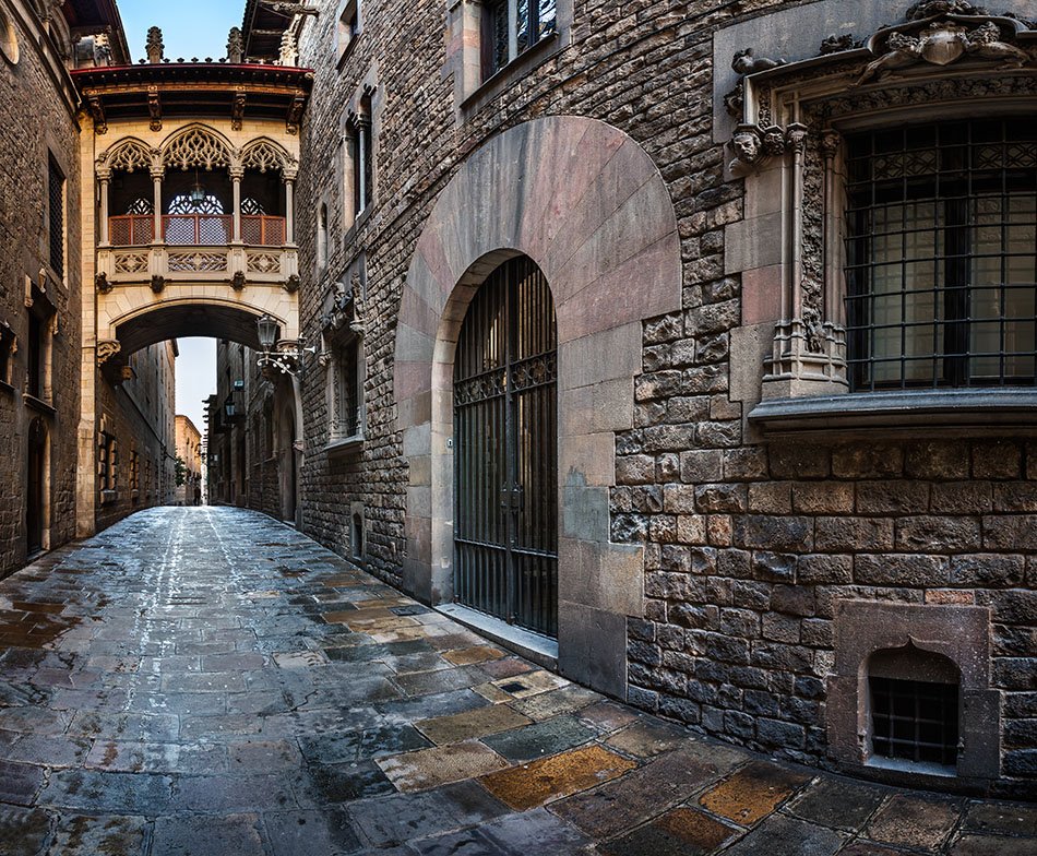 Barcelona Travel Guide