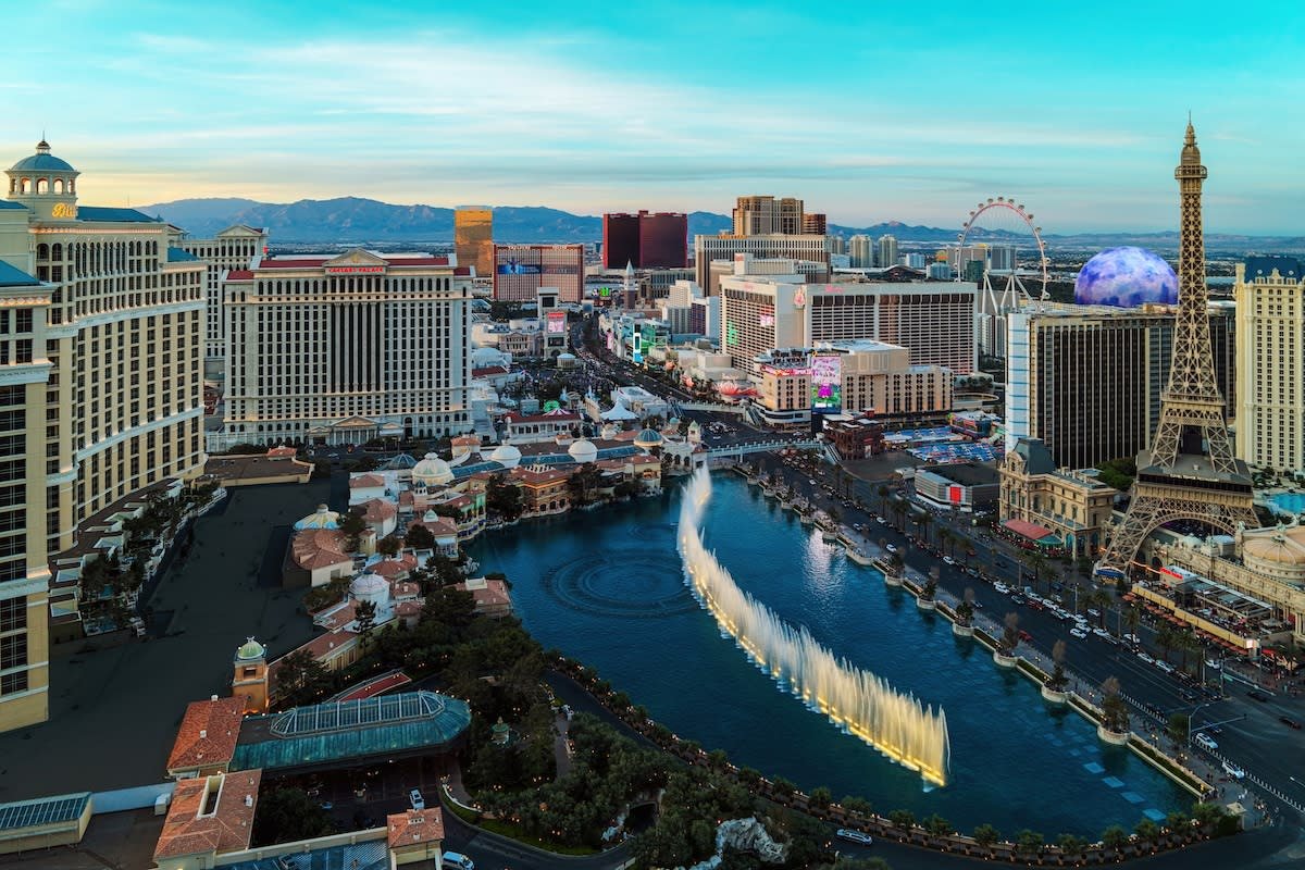 Las Vegas Travel Guide Las Vegas Travel Guide